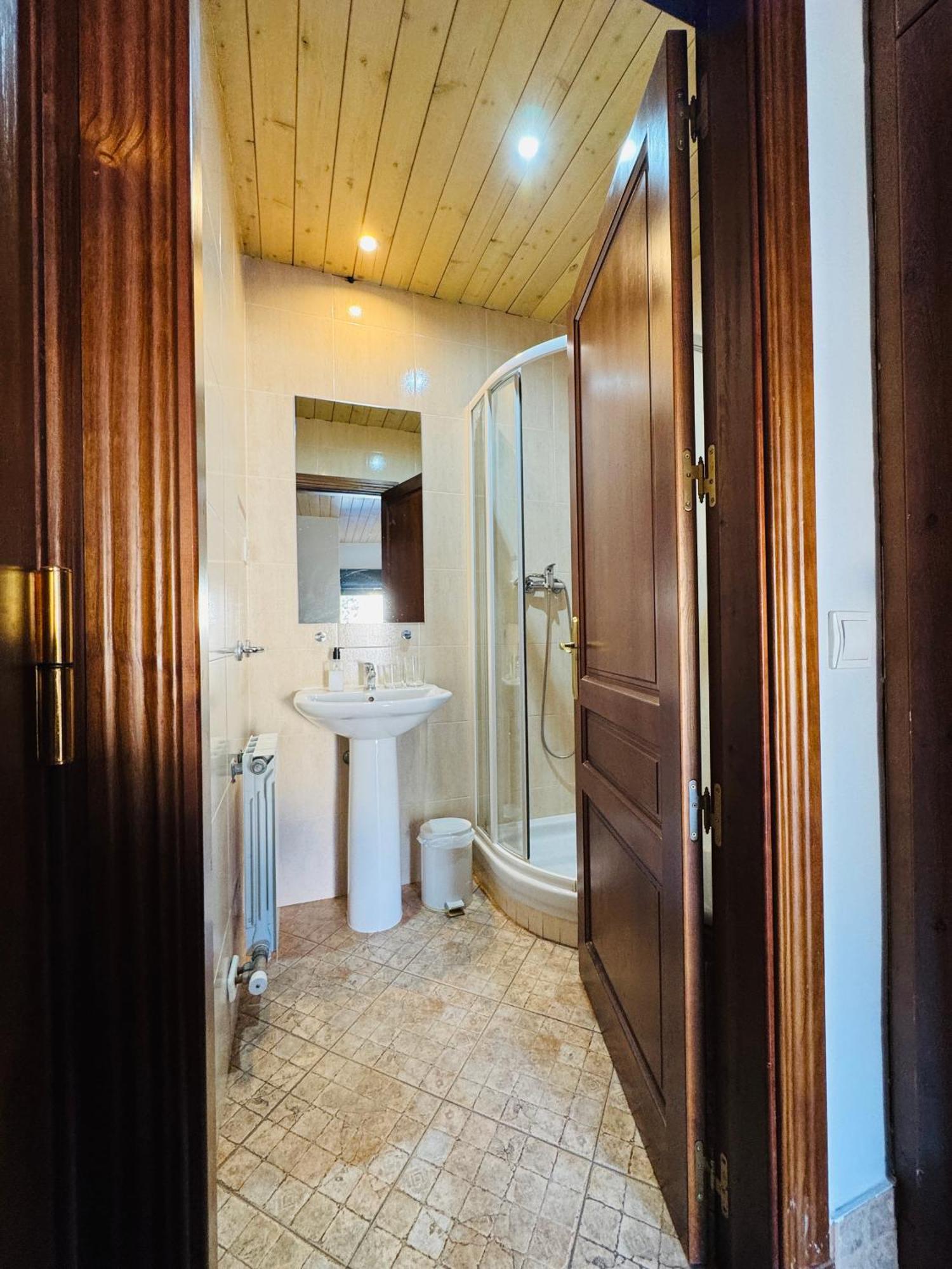Hostal Nau Pradets 维耶拉 外观 照片