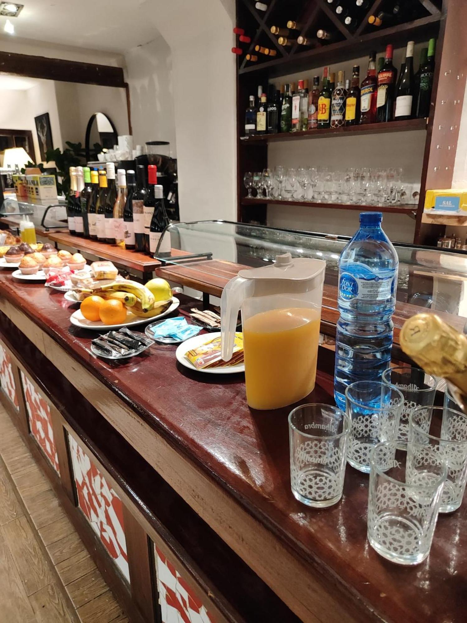 Hostal Nau Pradets 维耶拉 外观 照片